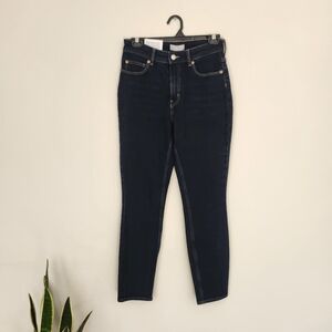 NWT H&M Navy Skinning Jeans